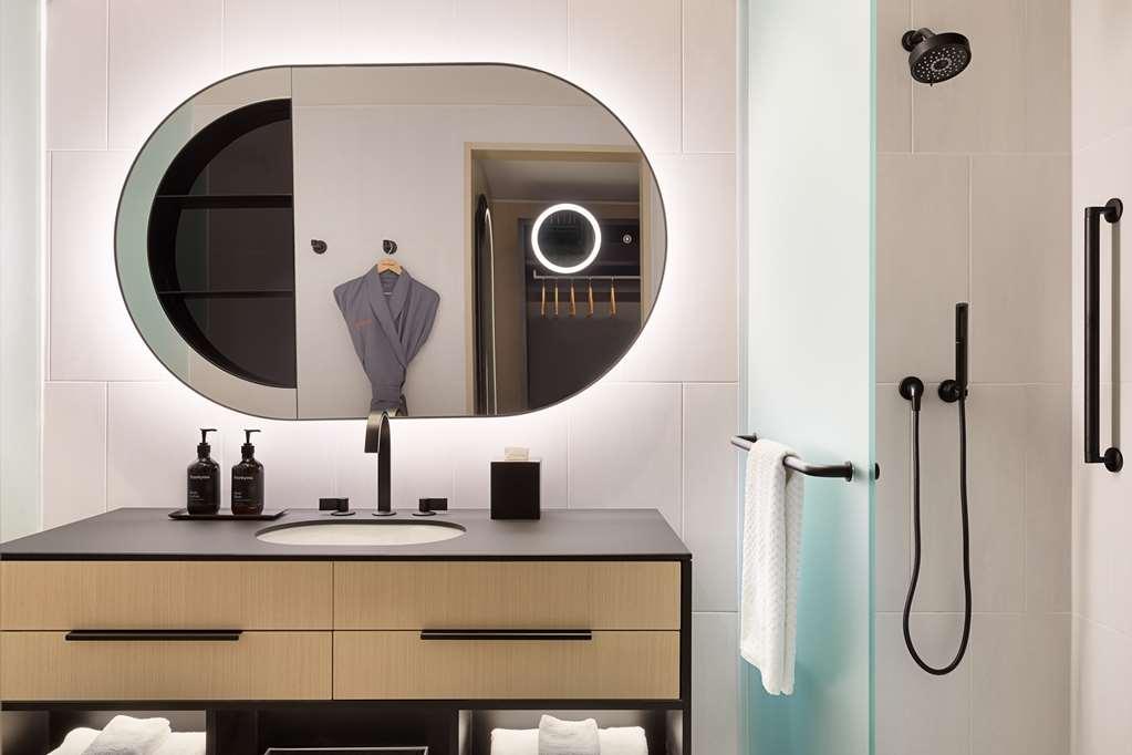 Canopy By Hilton Toronto Yorkville Ngoại thất bức ảnh